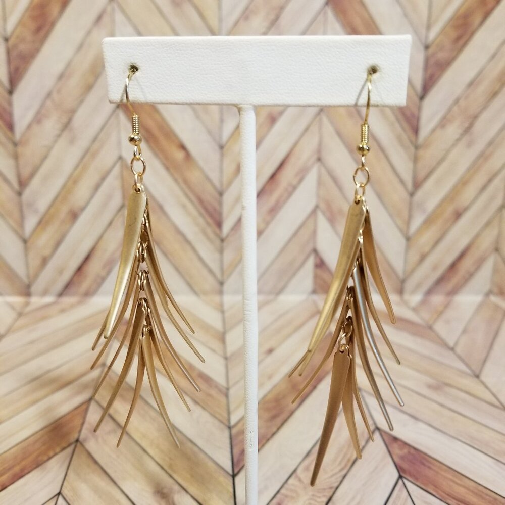 Light Gold Spiky Dangly Earrings
